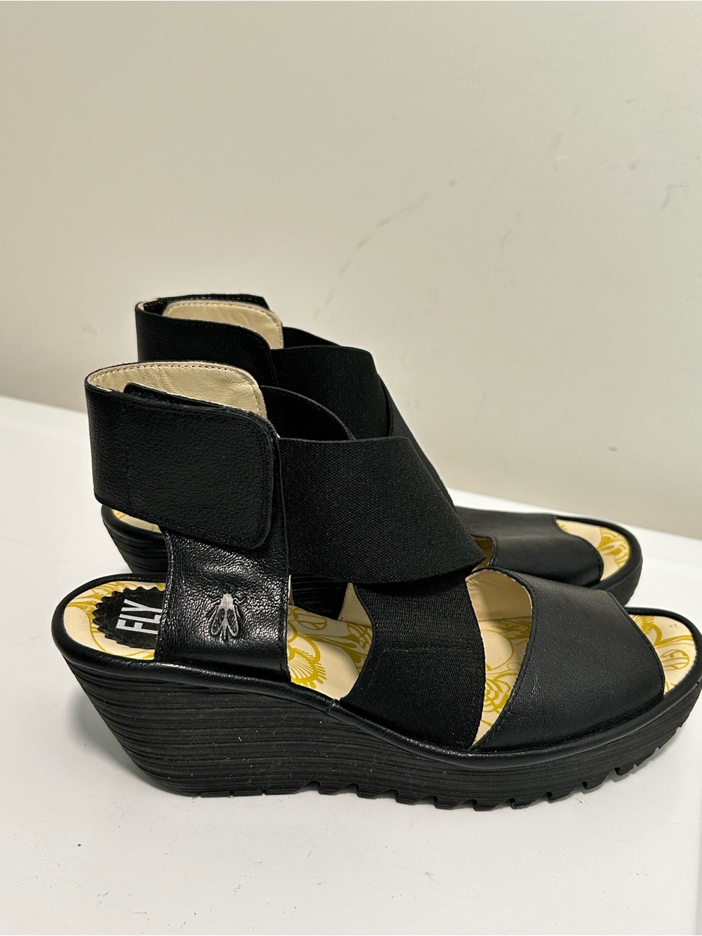 Fly London Yuba Wedge Sandals Black Size 8 - 8.5 US 39 EU - Picture 2 of 15